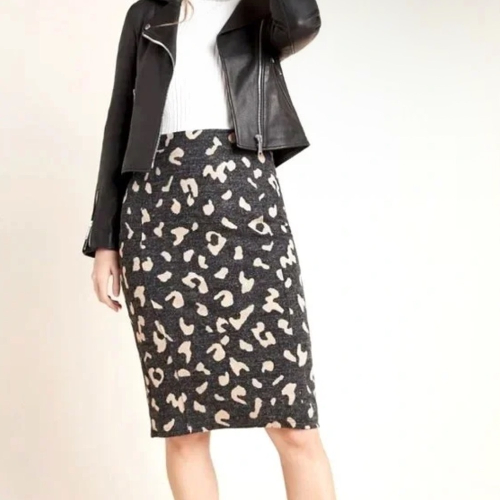 Mauve by Anthropologie Delphine Leopard Print Pencil Skirt – Size Medium